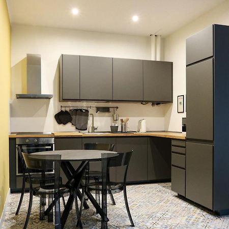 Rrrapido Apartment In Corso San Gottardo - 4 People Milan Exterior photo