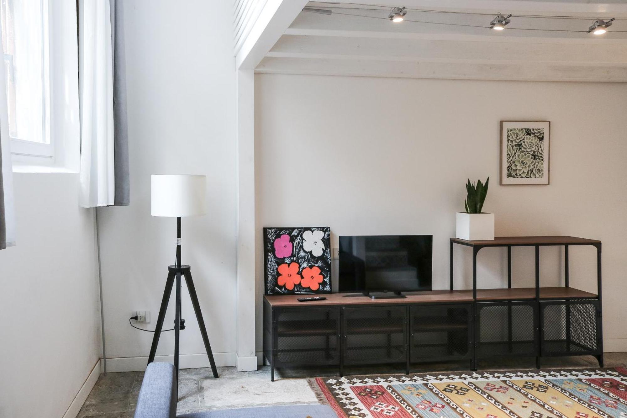 Rrrapido Apartment In Corso San Gottardo - 4 People Milan Exterior photo